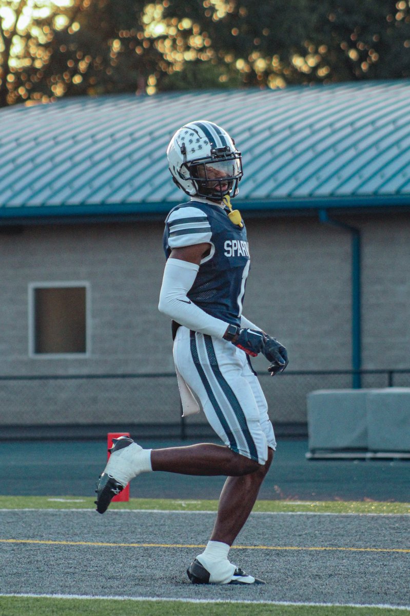 Mid season tape‼️

hudl.com/v/2Stmyf 
<a href="/PRZVicCastillo/">VicCastilloPRZ</a> <a href="/SWAG7v7/">SWAG 7v7</a> <a href="/SWiltfong_/">Steve Wiltfong</a> <a href="/EdOBrienCFB/">EdOBrienCFB</a>