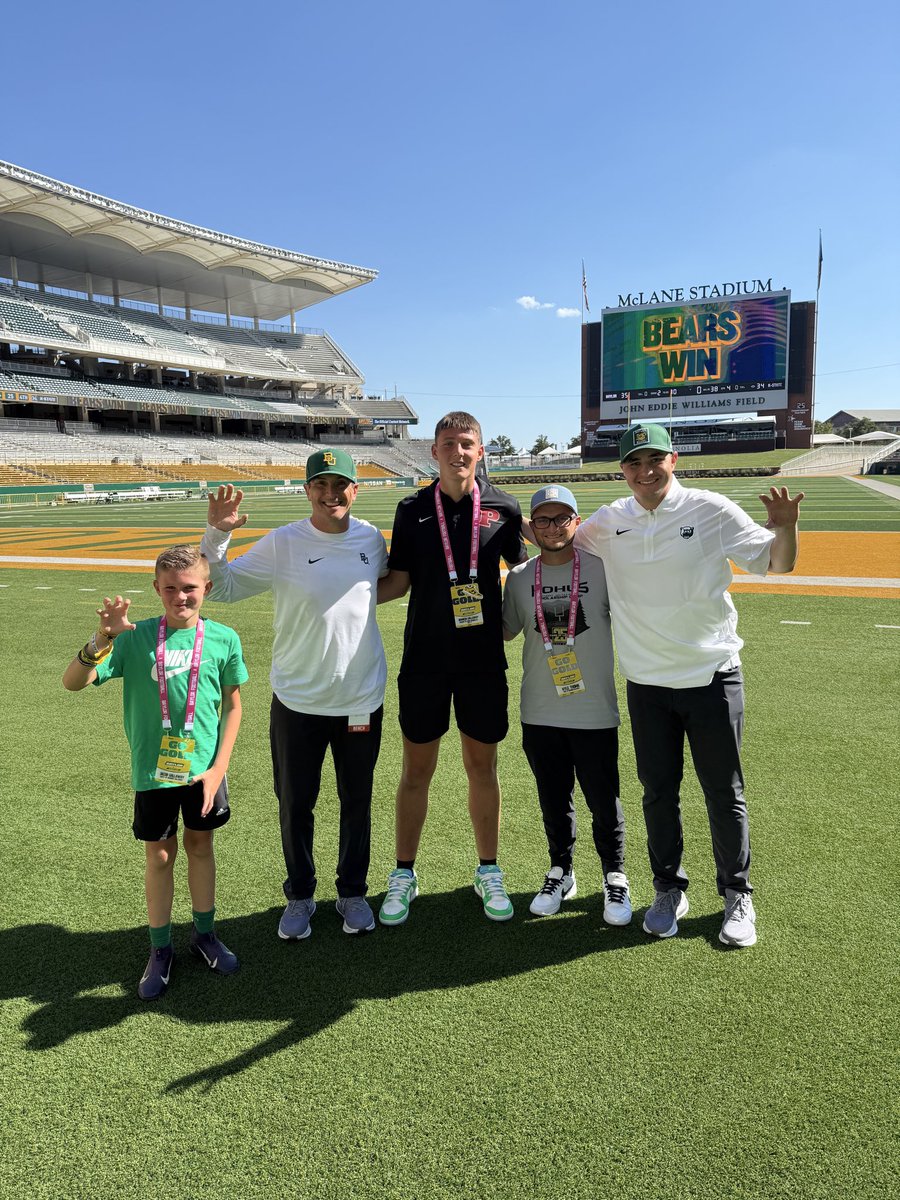 BrandinGallaway's tweet photo. After a great talk with @CoachMCScott , @CoachDaveAranda and @CoachRPollard — I’m blessed to receive an offer from @BUFootball ! 💚🐻 #SicEm 

@PalmettoFBall @Coach_KThoma @CoachSandersPHS @PHSTigervision @KohlsKicking @KohlsHighlights https://t.co/x1IFHr8xA0