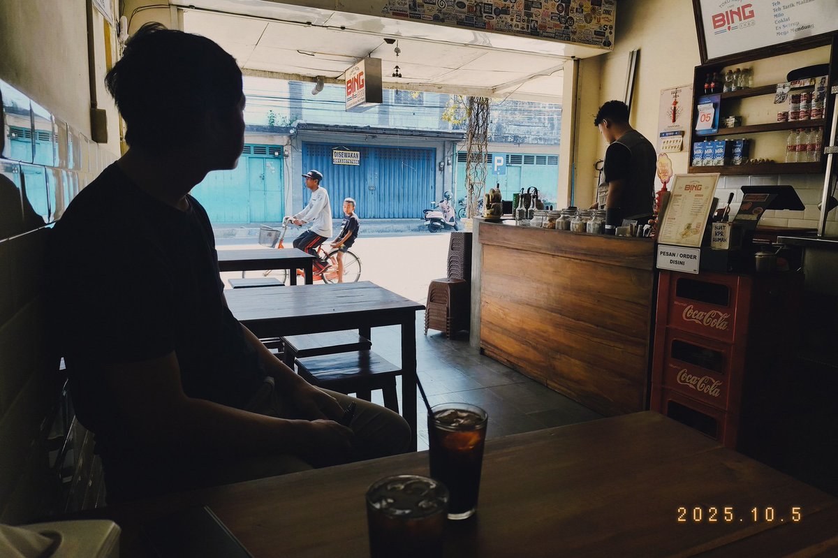 Pagi-pagi udah pacaran di Pare 🩷