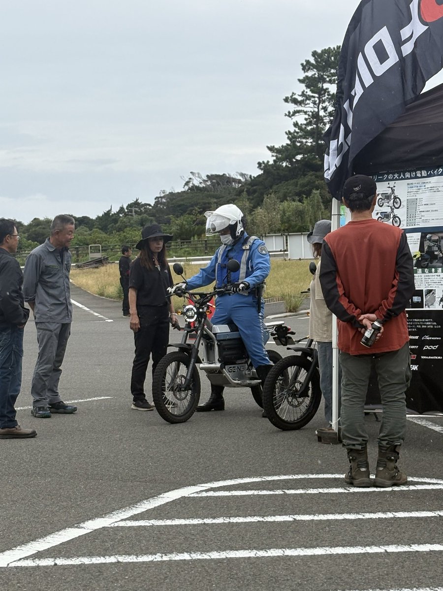 ex250_l47772's tweet image. SJT2025イベント行ってきました🏍とても楽しかったです！ありがうございました！
今回は最年少と免許取り立て初心者で2つも賞を頂きました！来年もまた行って賞を貰いたいな〜
 #SJT2025 
 #バイク好きと繋がりたい