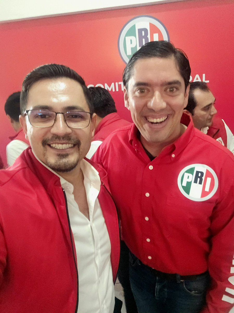 Tadeo Sánchez (@tadeus_politik) on Twitter photo ¡Qué gran jornada! Son tiempos de hacer partido, hablar de frente a la ciudadanía y defender a nuestro querido León.
Agradezco la presencia y el respaldo de mi estimado Bismarck Izquierdo, <a href="/CulturaCENPRI/">Secretaría de Cultura del CEN del PRI</a> del <a href="/PRI_Nacional/">PRI</a> comiten nuestra 4ta. Asamblea Informativa Municipal. ¡Qué gran jornada! Son tiempos de hacer partido, hablar de frente a la ciudadanía y defender a nuestro querido León.
Agradezco la presencia y el respaldo de mi estimado Bismarck Izquierdo, <a href="/CulturaCENPRI/">Secretaría de Cultura del CEN del PRI</a> del <a href="/PRI_Nacional/">PRI</a> comiten nuestra 4ta. Asamblea Informativa Municipal.