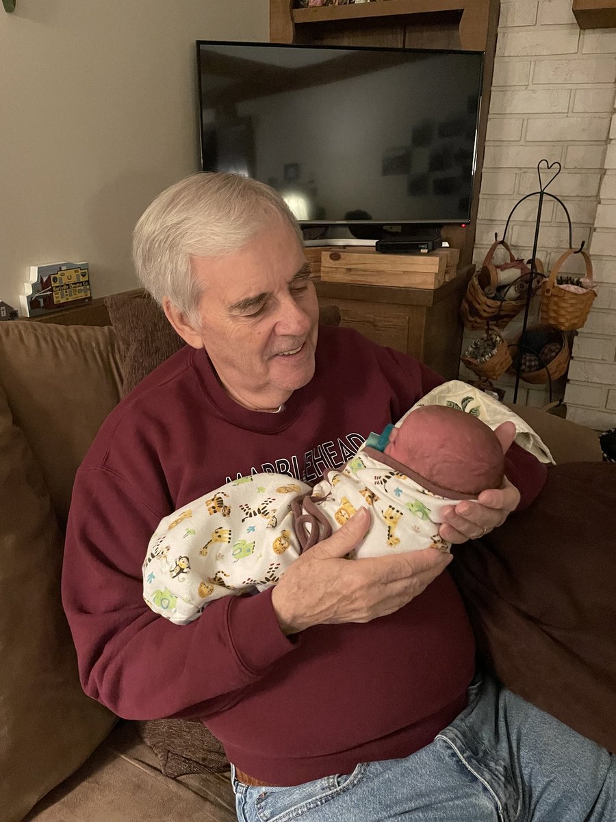 𝙰𝚜𝚑 🌼 tweet media