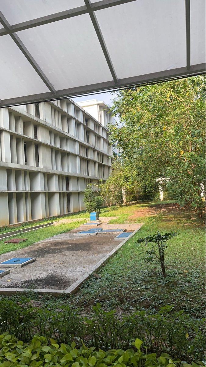 axelisontwt's tweet image. Gedung RIK is probably the most stem building ever