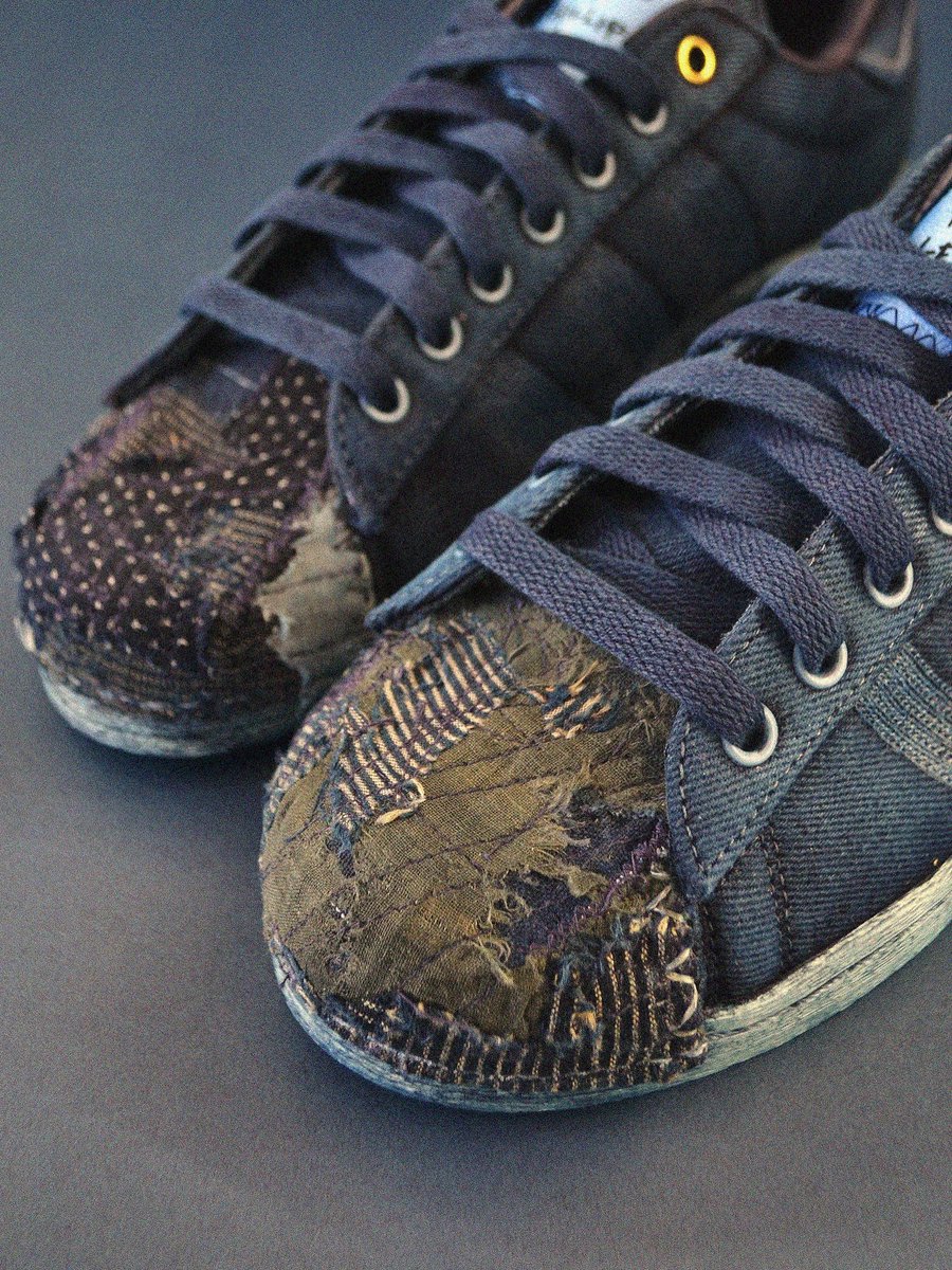 JustFreshKicks's tweet photo. Philllllthy x adidas Superstar "Boro Toe" (2025) https://t.co/ySv22ggpdb