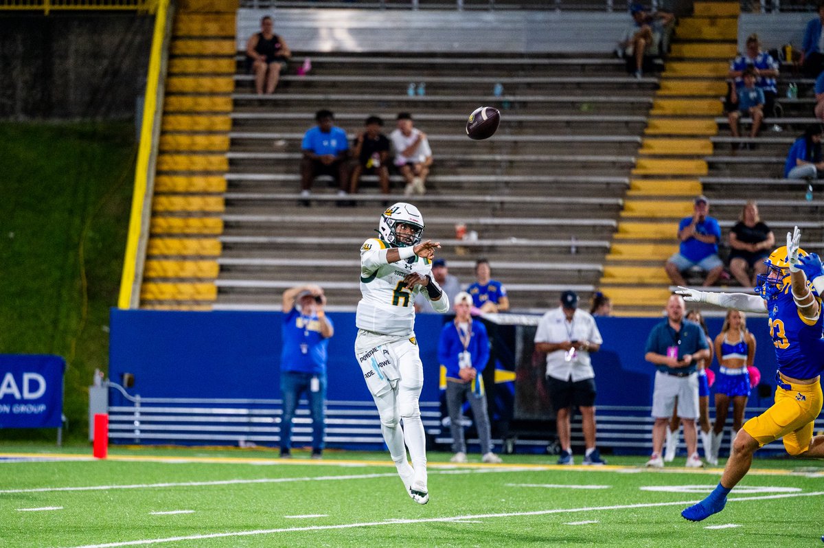 LionUpFootball's tweet photo. Save a horse. Shutout the cowboys.🤫

#LionUp | #TheStandard https://t.co/mfDNL8Damz