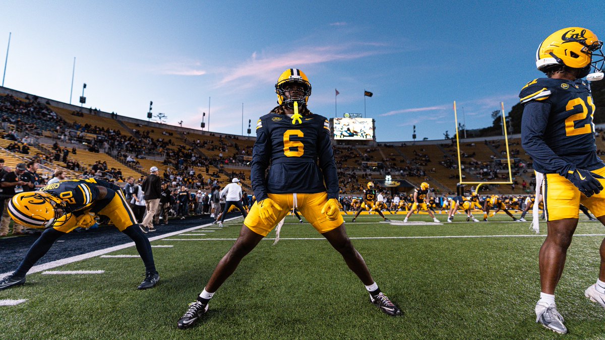CalFootball's tweet image. Prepped &amp;amp; Ready. 

#SmartAndTough #GoBears