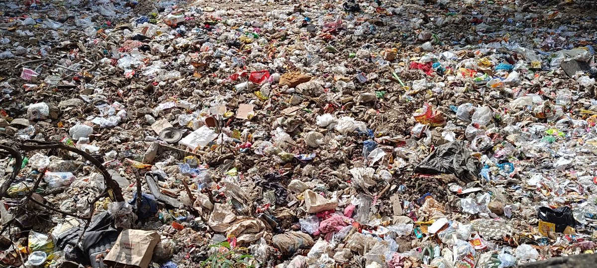 pankaj_shankar's tweet image. This is DC Park which is adjacent to Dayal Nagar Village in Green Fields Colony, Faridabad. It has become a waste dumping ground.
Humbly request the CM Haryana @NayabSainiBJP to help make the park functional / maintained , the waste cleared & ditch filled up.
@smartcityfbd