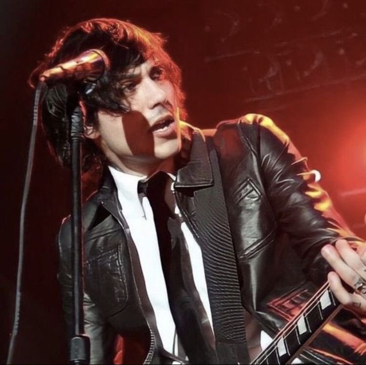 devin 🦭 tweet media