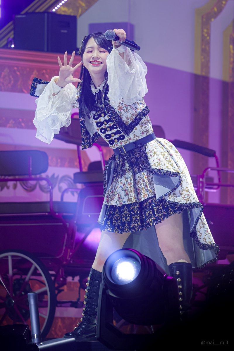 LOVE 8th ANNIVERSARY PREMIUM TOUR 沖縄コンベンションセンター