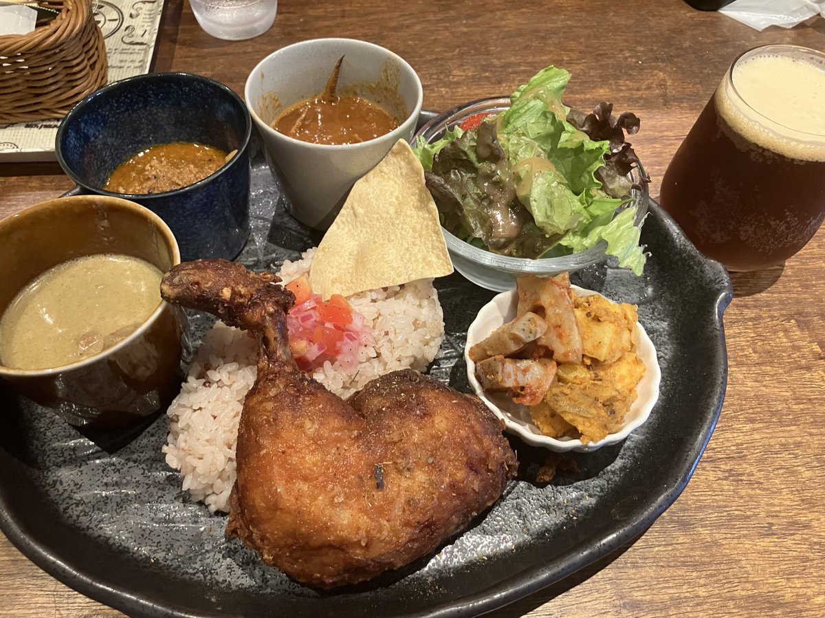 kajin0824's tweet image. ミールス大和　カレー3種　いただきます