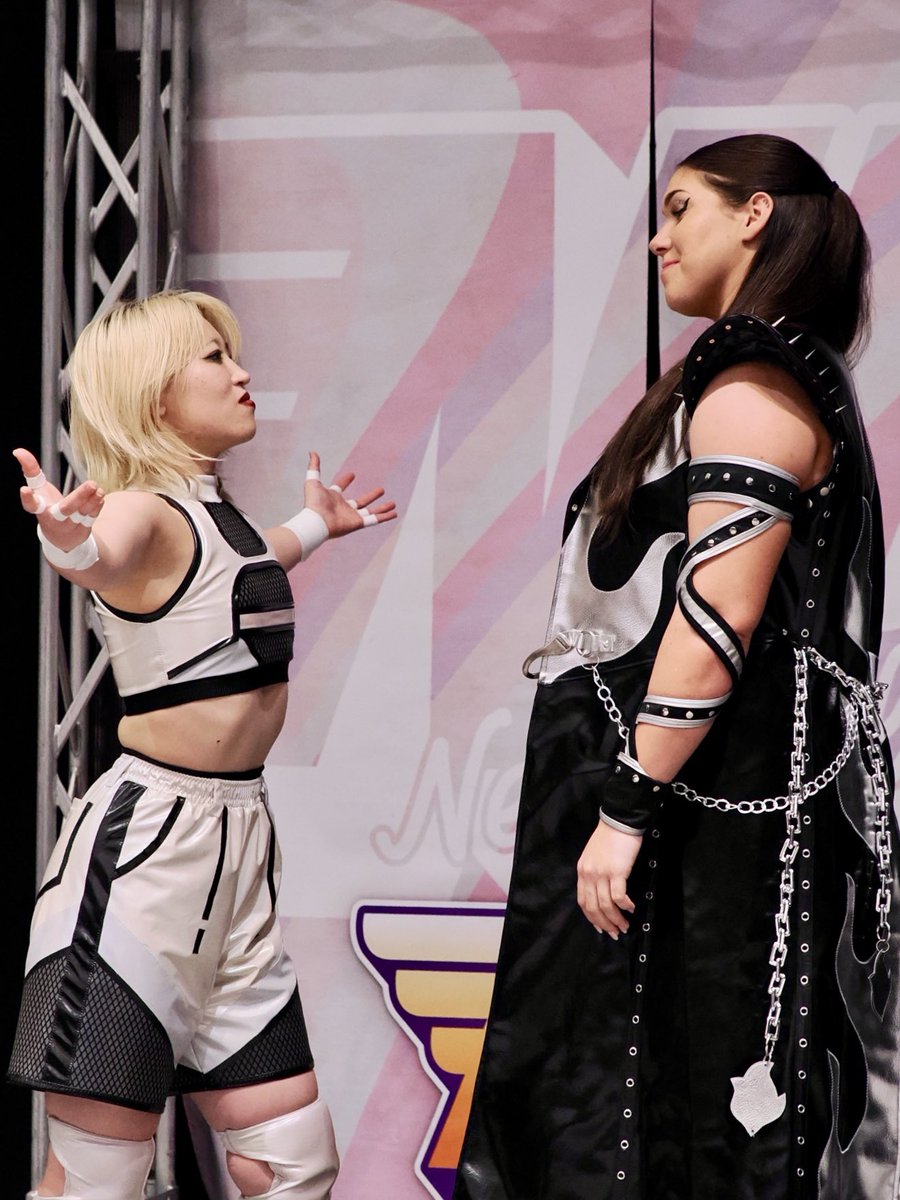 nyknkmt's tweet image. 入場時アキボジよかった
アキラのフューチャー挑戦の時はサポートに回ってたボジラ選手が、アキラ選手を信じて任せていて、そういう関係性の変化が見えたのも良かった
#鉄アキラ #Bozilla 
#Newblood24 #STARDOM