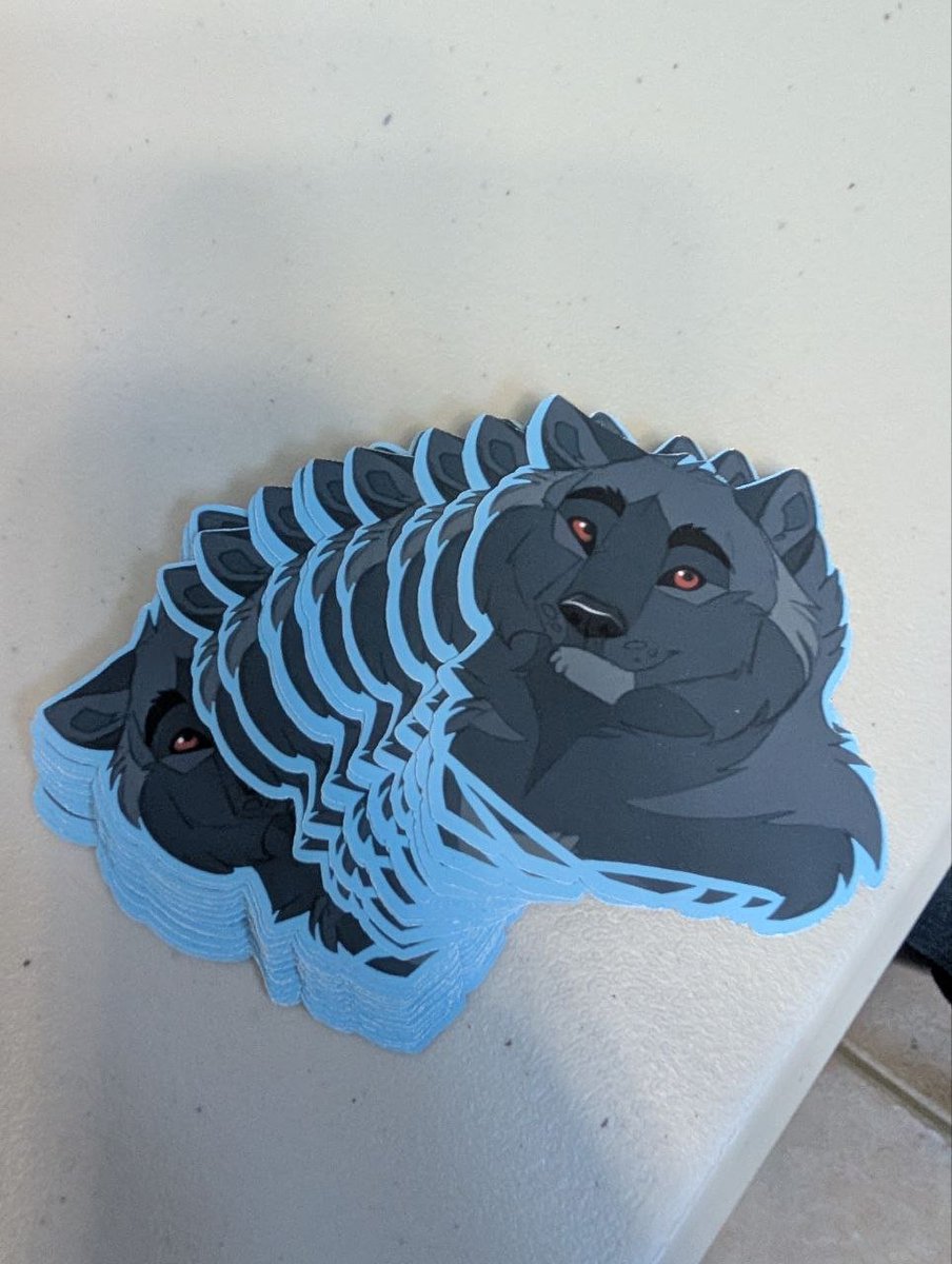 SparkleSnout Sticker Co tweet media