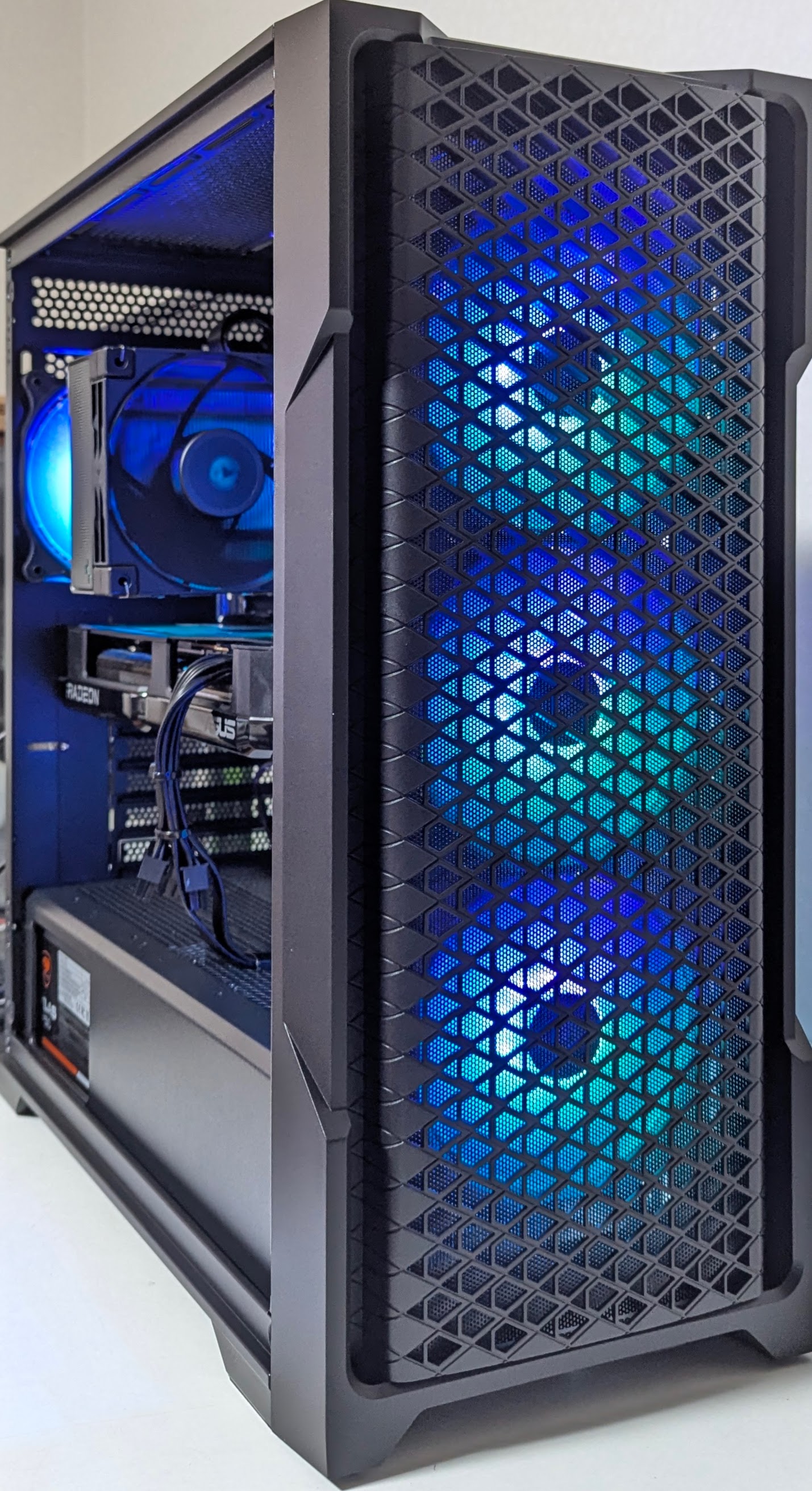 【新品パーツ】ゲーミングPC RX7800XT Ryzen7 PIRAWH 新品パーツ】ゲーミングPC RX7800XT Ryzen7 PIRAWH