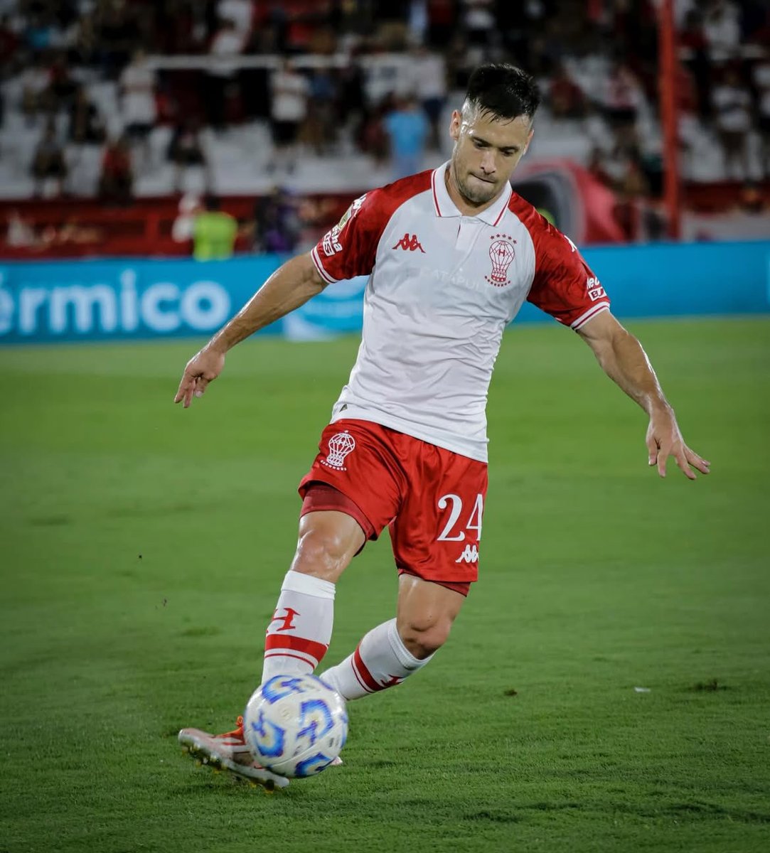 LaVozQuemeraOK's tweet image. El jugador más regular de #Huracan.