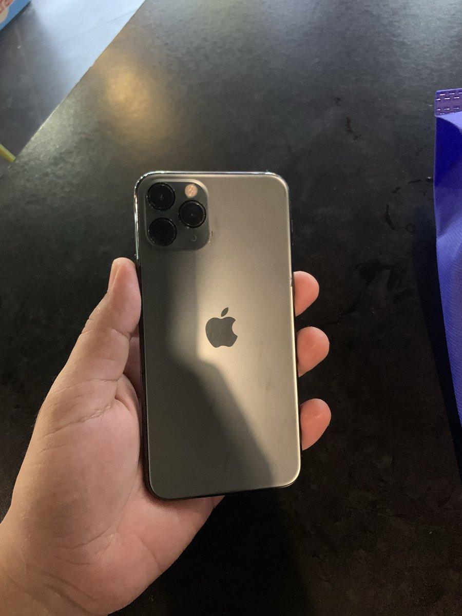 widdip27_'s tweet photo. iPhone 11 pro 64gb fullset smpe ke nota
all operator ( imei whitelist ) aktivasi sebelum ada kebijakan blokir imei, jadi aman ya
bh 75 ori awet dan lcd masih ori
no minus
jual aja lokasi ciledug tangerang https://t.co/8I6EfOk80Y
