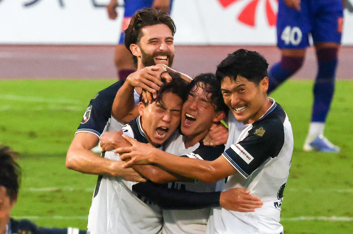 ju_t_m's tweet image. 4人の表情最高すぎる✨
#ジュビロ磐田 
#jubilo 
#川合徳孟 
#角昂志郎 
#ヤンファンデンベルフ 
#川口尚紀