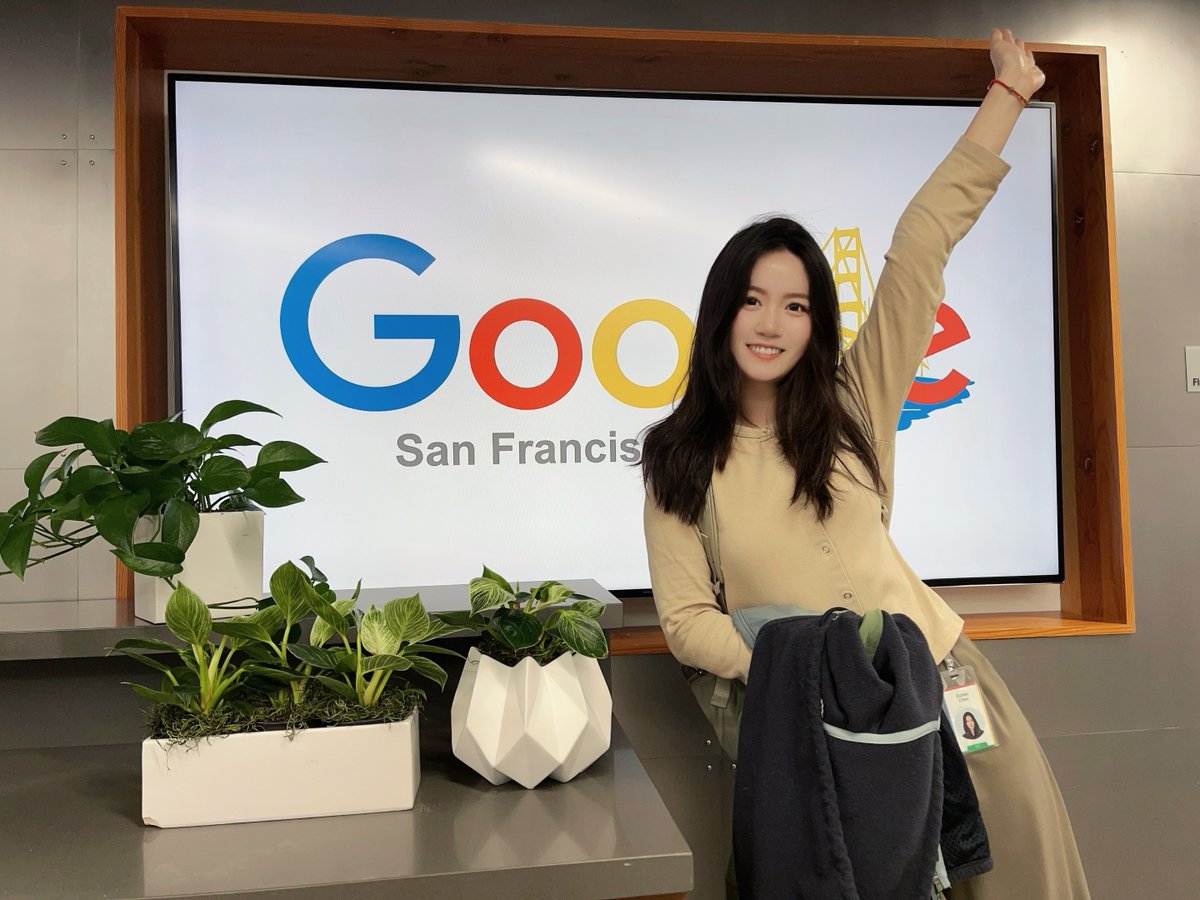 my_cat_can_code's tweet image. I closed one chapter a few days ago: my last day at Google. Half a year of incredible research, surrounded by brilliant colleagues, an experience I’ll always treasure and recommend. Big Tech is safe, and safe is good. But when you’re young, too much safety means missing something…