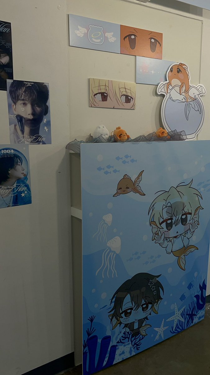 eaaowxun's tweet photo. 포토존 왕왕 예쁘고 귀엽고 일러스트들 다 너무 예쁜..🥹🩵
#drowning_into_jeonghan https://t.co/mF2yIJPKQ9