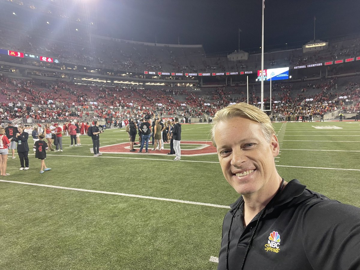 CFFroton's tweet image. 🚨Got to celebrate another wildly profitable week of CFB Player Props at The Ohio State Horseshoe with the Great @Ihartitz!

Thanks to everyone who follows my columns and videos over @rotoworld, here’s to a big Week 7! 📈🚀