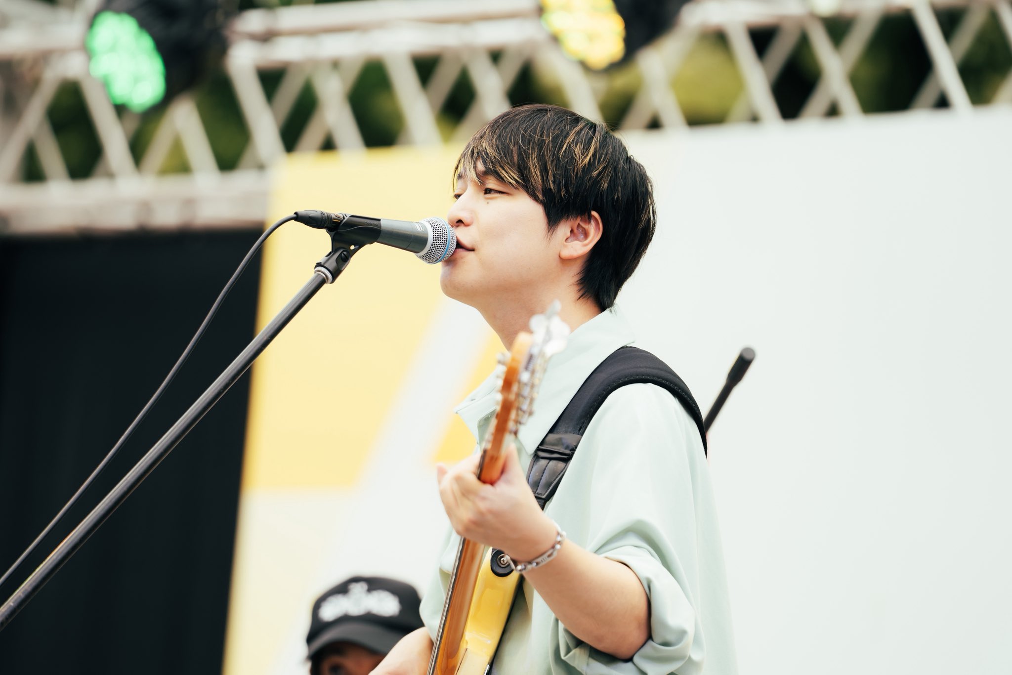 まふまふ　アー写 CUT (カット)2021年 8月号 【表紙：まふまふ】 : CUT編集部