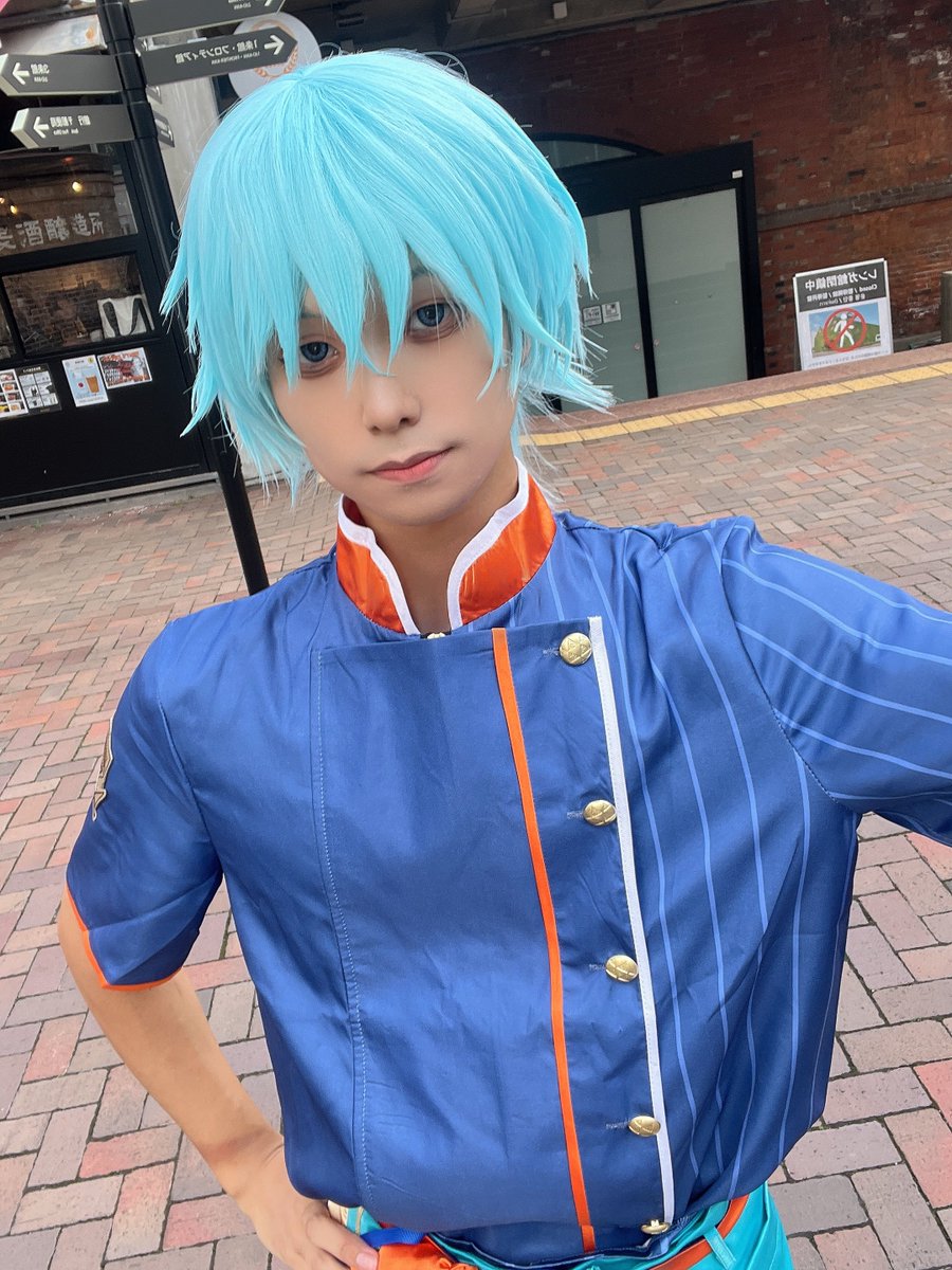 そくほー！🐟🍴だよー！暑いから上着脱いでる💦
 #アコスタ札幌