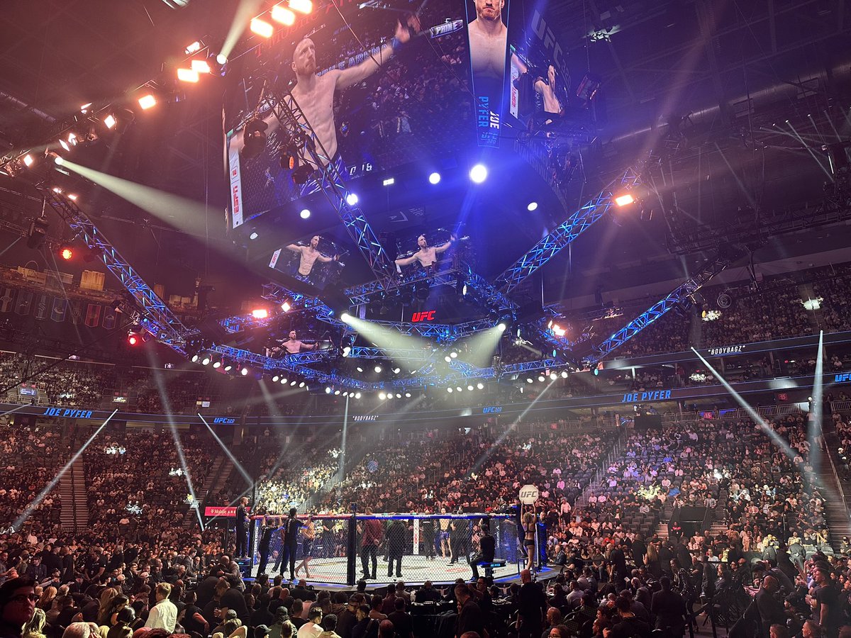 GeorgWashington (@g_wwashington) on Twitter photo 