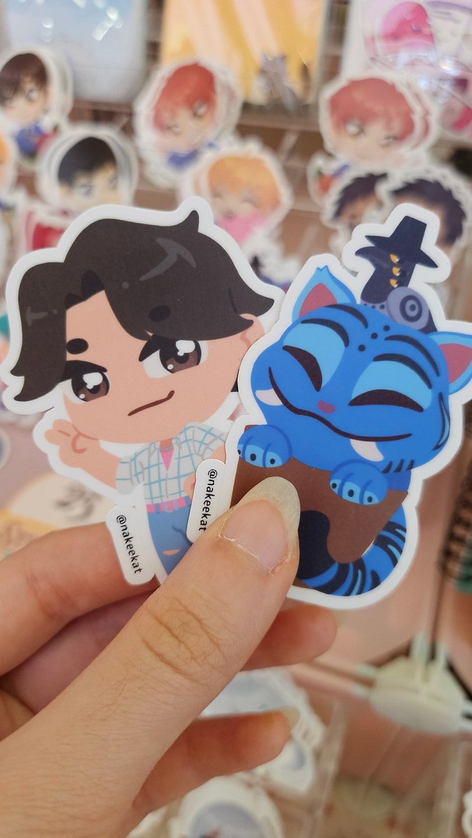 nakeekat's tweet photo. Restocked some fan favorites for StickerCon Marshmallow Lane D3 🍭

#StickerCon #MarshmallowLane https://t.co/adob3wkPNN