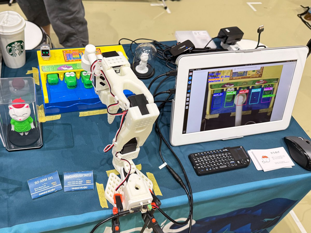 saitotetsuya's tweet image. どーこだ、ということで @karaage0703 さんに初めてお会いできた #atombabies #m5stack #seeed