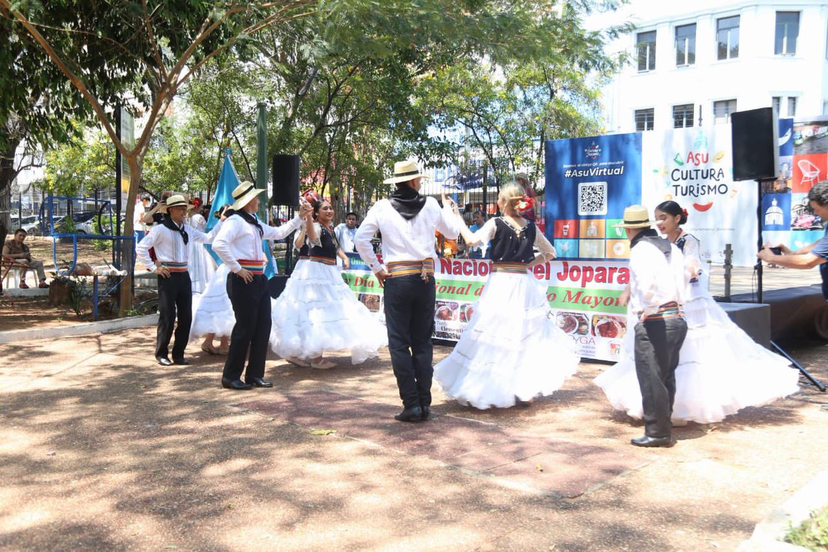PyFusion's tweet photo. Celebramos el Festiva Nacional del Jopara  “10ma edición”
Una jornada llena de sabor, cultura y emoción.
El evento fue Declarado de INTERÉS MUNICIPAL.
#Abg_Oscar_Piriki_Rodriguez
#Defensor_Municipal_Asuncion https://t.co/joWKQ23Y23