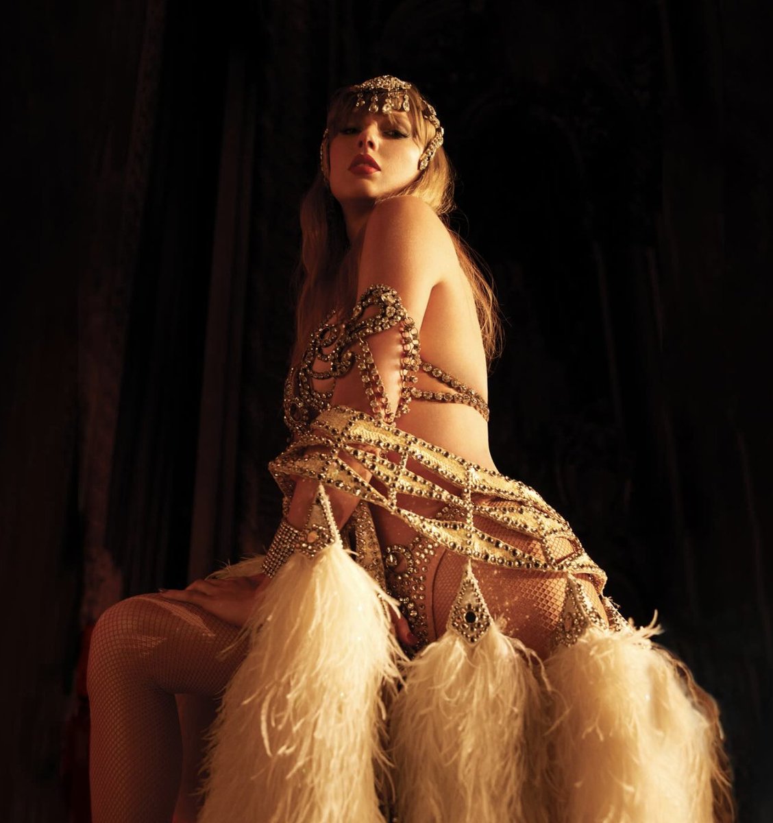 TAYLOR IS H.E.R.E.!!! #TaylorSwift has landed another hour as MOST REQUESTED with her new song #Opalite ❤️‍🔥 and <a href="/OnAirRomeo/">On Air Romeo</a>'s got it playing now all across North America for you on #MostRequestedLive! 🎶