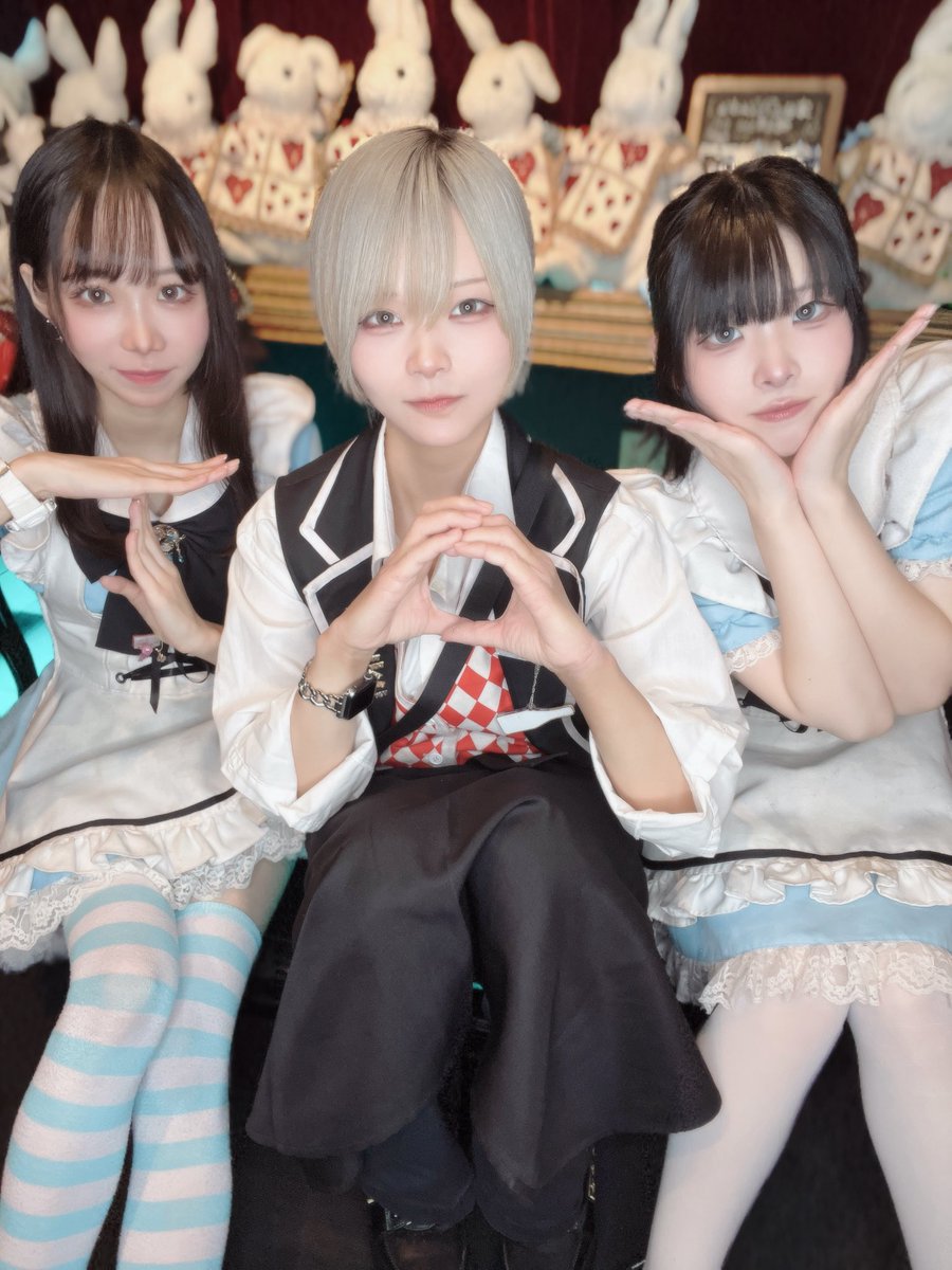 クラウンティアラ開城しました🗝

トイの日イベント最終日です🤖スタンプラリーやビンゴも本日が受付ラストとなっておりますのでぜひ挑戦してみてくださいね✨たくさんのご来城おまちしております🐇💭

最大席数20席🪑英語メニューあり🔤

👑よな
👑きり

いばら<a href="/ibara_alice/">いばら🌹クラウンティアラ♡♤♢♧</a>
らら<a href="/rara_ct_/">紫桜らら💜10/12(日)BD🌸クラウンティアラ</a>