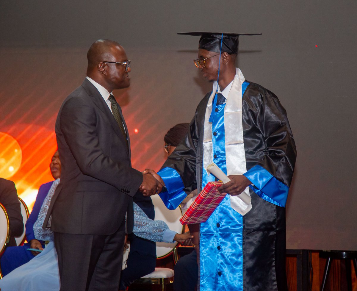 Minenseignement Sup et Recherche Scientifique tweet media