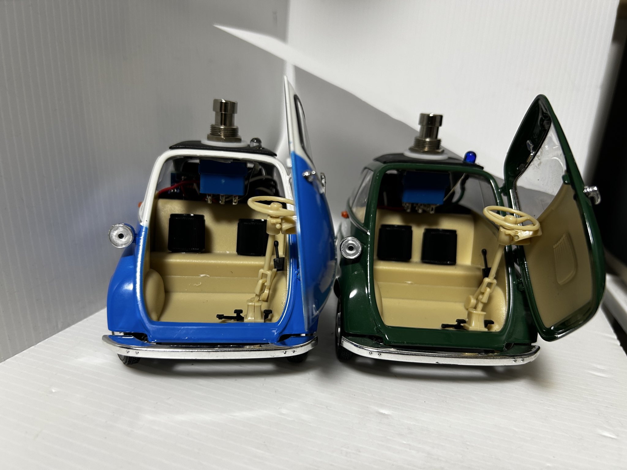 アンビエントエコー 1:18 BMWイセッタ ミディアムディケイVer Amazon