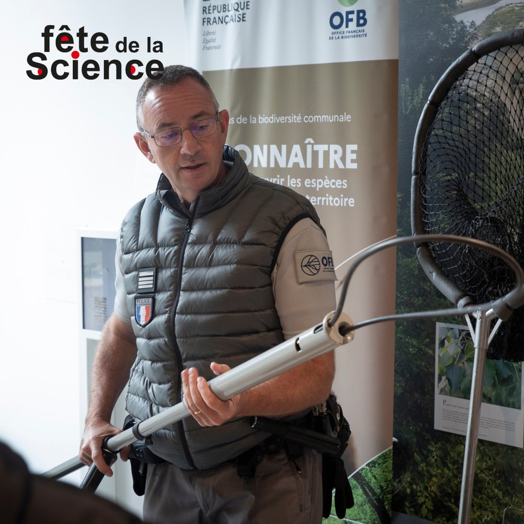 FeteScienceAura's tweet photo. 🎪 #FDS2025 Hier, nous étions au Village des Sciences de Moulins !
Au programme : balade et découverte du patrimoine naturel avec @LPOAuvergne ou encore construction d'un nid d'hirondelles.

Retour en photos sur cette journée auvergnate de la @FeteScience !

📸 : Visée.A https://t.co/EAqcp0mHDU