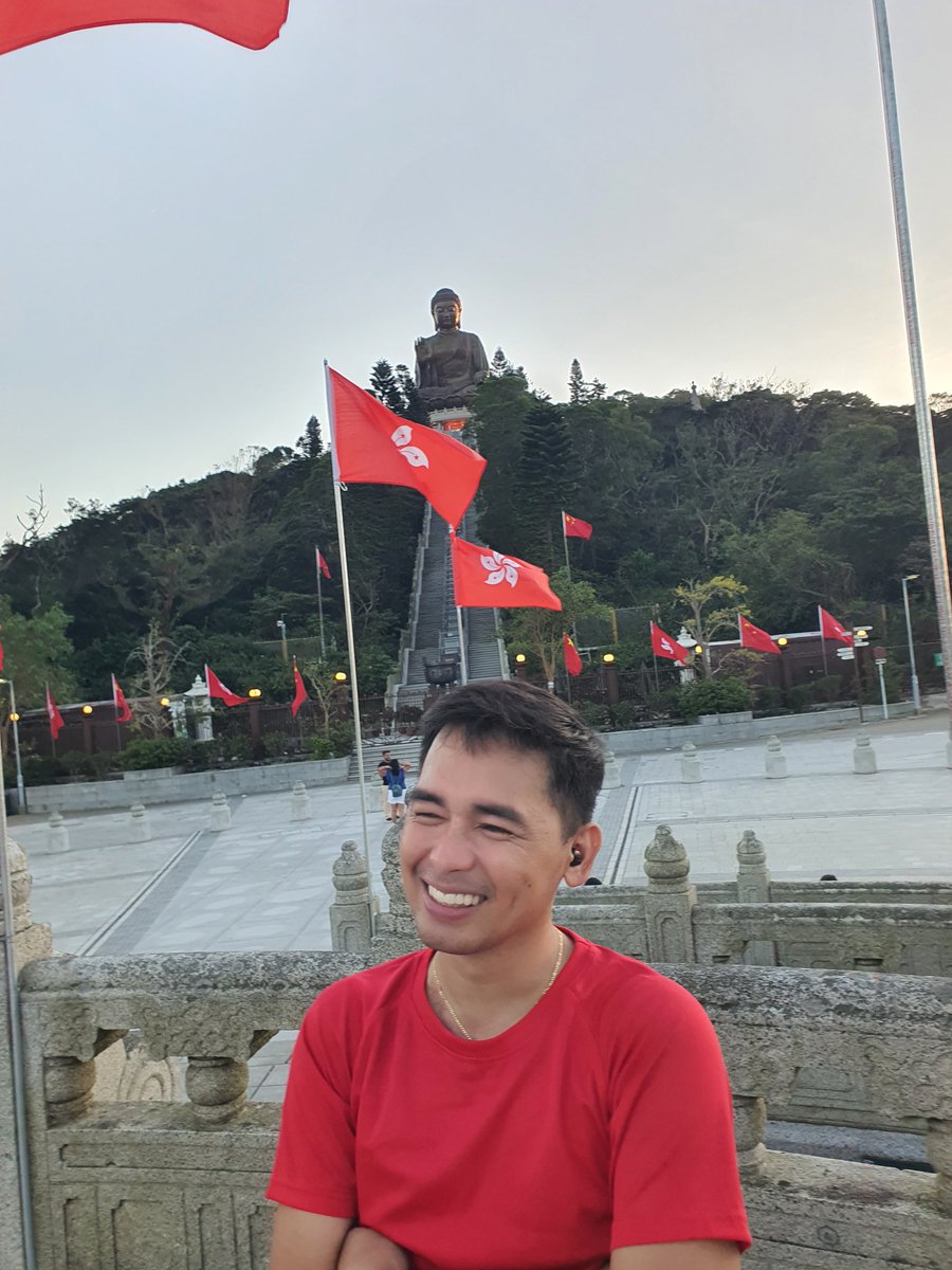 Prince_of_Gil's tweet photo. Ngiting tagumpay!!! 

#ngongping360 #hongkong https://t.co/peF5slE2tE