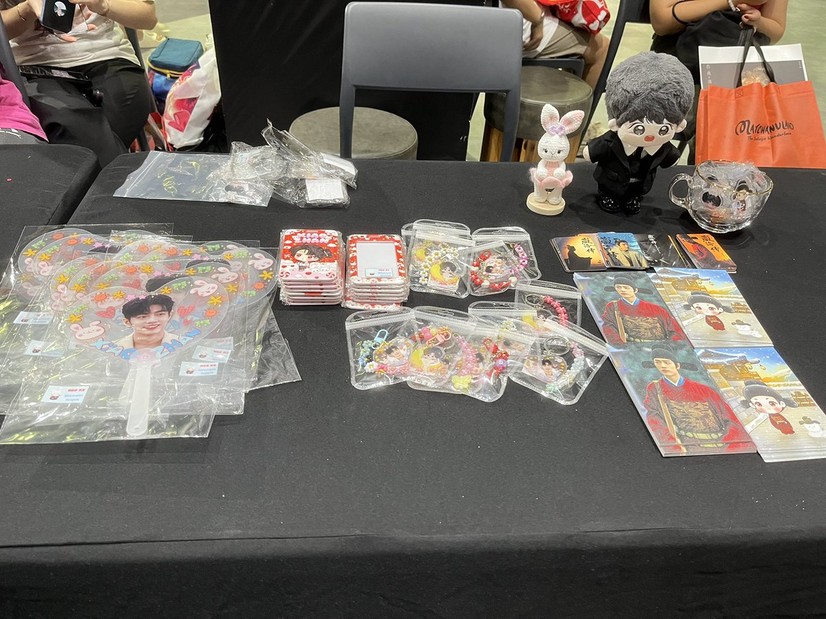 รีทวิตมารับน้องกันค่ะ

#XZGentleBrilliance