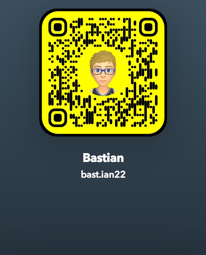 airplane2002's tweet photo. @dustin_boh9558 Adde mich bei Snapchat! Nutzername:bast.ian22 https://t.co/4u29AwJU34 https://t.co/PP7LYhgu6z