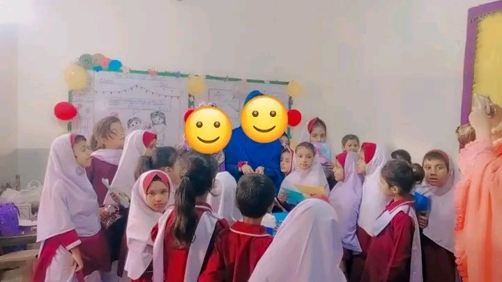اے #زِندگی تُجھے _______  بِھی #ٹِیچر ڈے مُبارک
تُو نے بِھی بَہُت #سَبق سِکھائے ہیں مُجھے________🙄

#HappYTeachersDay ❤️
#ہادیہ