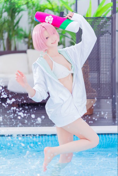 Twitterのコスプレ画像20