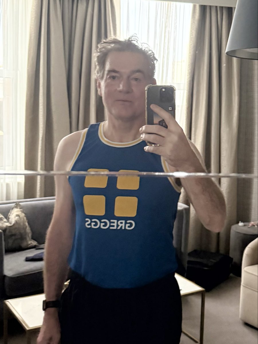 Early prayers, gym and got meetings on homelessness later.  All happening at Conservative Party Conference.  Do you like the gym vest 😂😂😂

 #CPC25