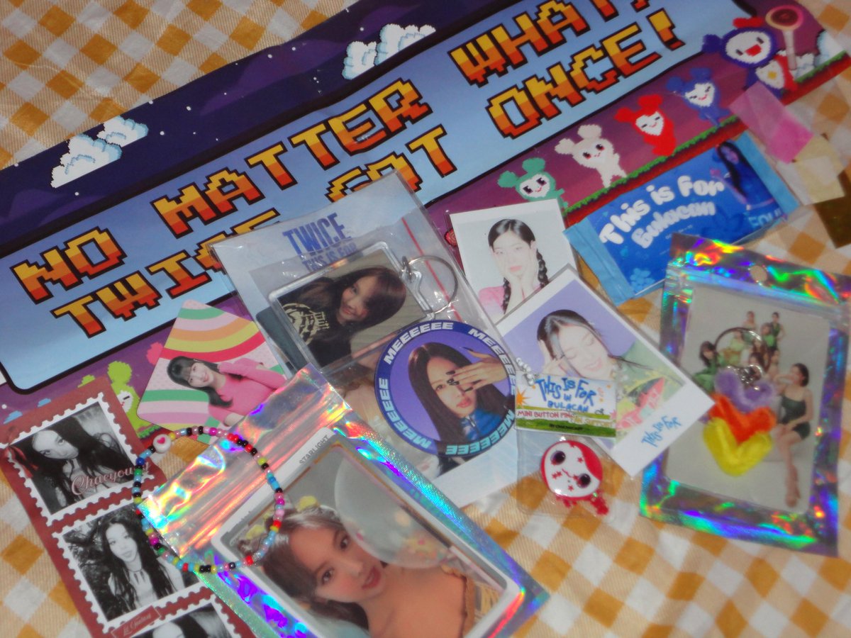 thank u po sa mga super cute na freebies/tradess<3