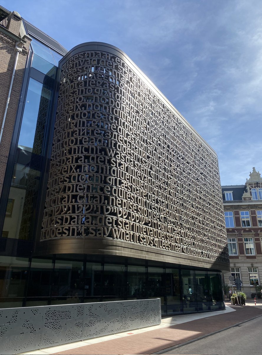 Marlies5015's tweet image. Dag 5 #fot_O_ktober #dagvandeleraar #onderwijs @jolandabrwr #bibliotheek_UVA