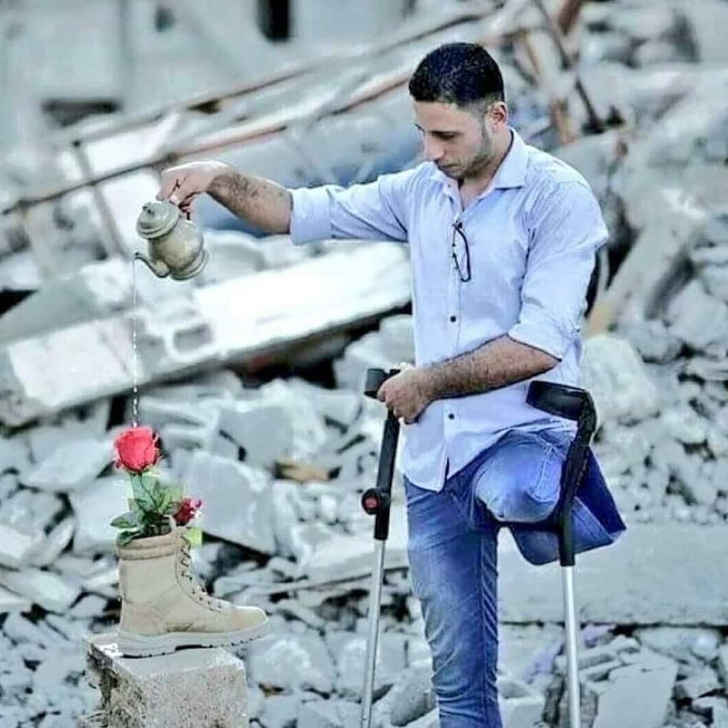 Seviyorsan,
nazlanmaya hakkın yok.
naz çekmeye tâlib olacaksın... 

İmâm-ı rabbâni (ra)