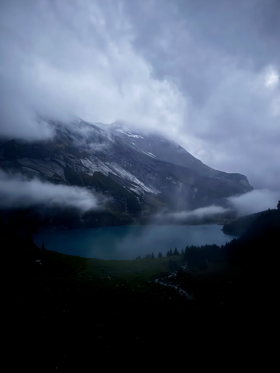 Just to see this lake, I walked for two days nonstop, but I was too late. In the photo, it still looks kinda cool tho, thanks to the iPhone. With the naked eye almost nothing is visible