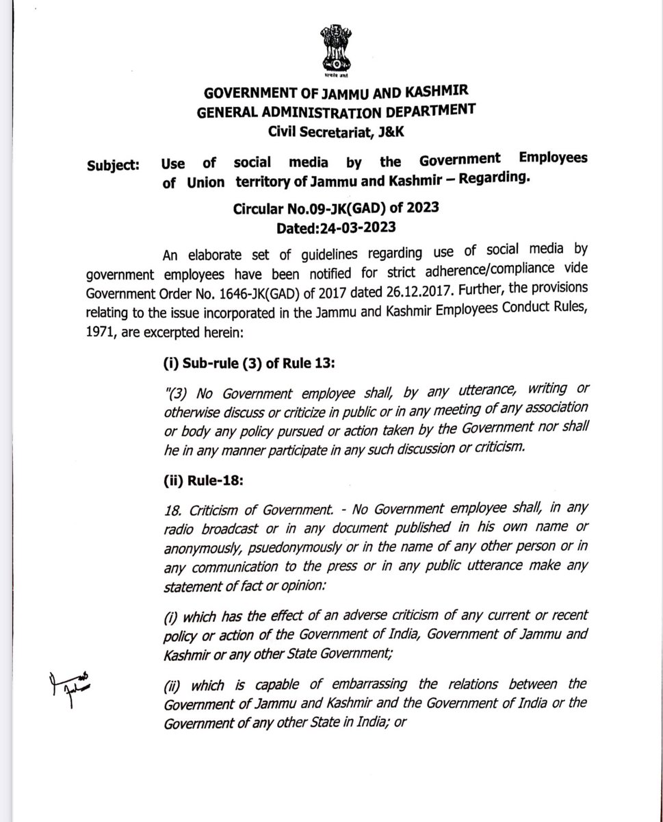 GulistanNewsTV's tweet photo. Order of the “worthy” Secretary of School Education listing various punishments for posting on social media that “interferes with the policy matters of the department”.
#SchoolEducationJK #SocialMediaPolicy #JammuKashmir #OfficialOrder #EmployeeConduct #EducationDepartment #BreakingNews