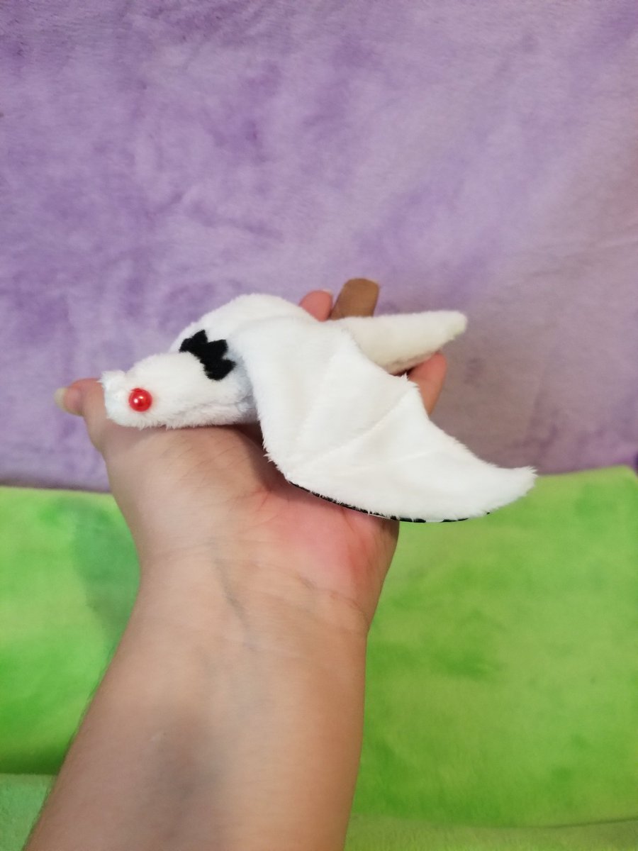 ShadowsPancakeA's tweet photo. 🧟‍♂️👻 It's spooky season, so I decided do add some little spooky dergs to my sh0p! :3
The ghosts on the ghost dergs wings glow in the dark!
(L¡nk ¡n bi0) https://t.co/tiANKdWEsK