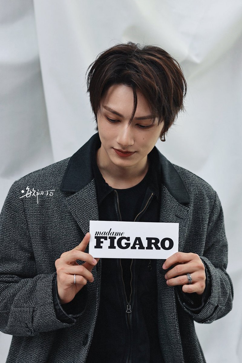 敏初丁 (@minxx1010) on Twitter photo 251004
#JUNxMaisonMargiela
#MaisonMargielaSS26
#ParisFashionWeek
<a href="/pledis_17/">세븐틴(SEVENTEEN)</a> <a href="/Margiela/">Maison Margiela</a> 251004
#JUNxMaisonMargiela
#MaisonMargielaSS26
#ParisFashionWeek
<a href="/pledis_17/">세븐틴(SEVENTEEN)</a> <a href="/Margiela/">Maison Margiela</a>
