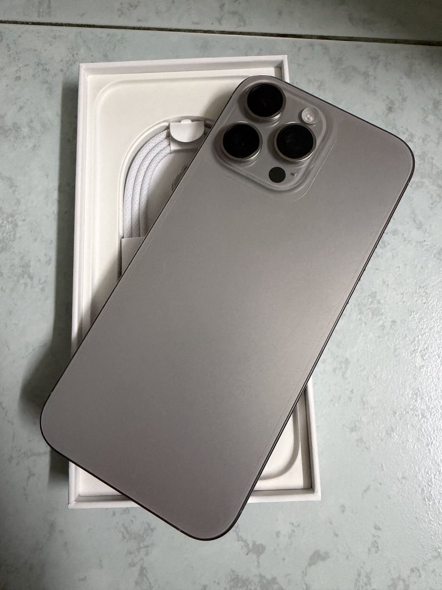 totobagod's tweet photo. 📱✨ ขาย iPhone 16 Pro Max 512GB ✨

🔹 ความจุ: 512GB
🔹 สภาพ: เครื่องมือสองสภาพสวย 98%
🔹สี : natural titanium 
🔹 อุปกรณ์: ครบกล่อง สายชาจยังไม่แกะ แถม magsafe แท้ 

🔹 สุขภาพแบต 99 %

❤️ ประกันหมดครับ

ราคา 36,500

สามารถนัดรับได้ที่ สยาม ราชเทวี พระราม3
#ส่งต่อไอโฟน https://t.co/8fW5FgICw5