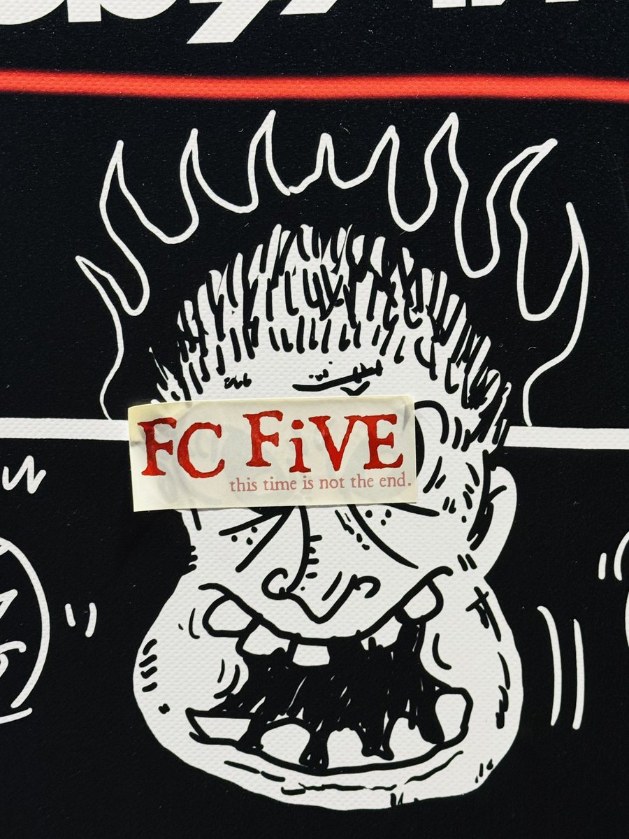 matsurockjun_G4's tweet image. #ROCKORAMATHEEND シークレット枠で登場した #FCFiVE、勉強不足のため全く知らなかったけど凄いバンドが復活したということはライブを見ていてわかったし、ボーカルが客席に突っ込んで歌えなくなったりギターの音が出なくなる瞬間すらもカッコ良すぎた、物凄いライブを見せてもらった！！
#FACT