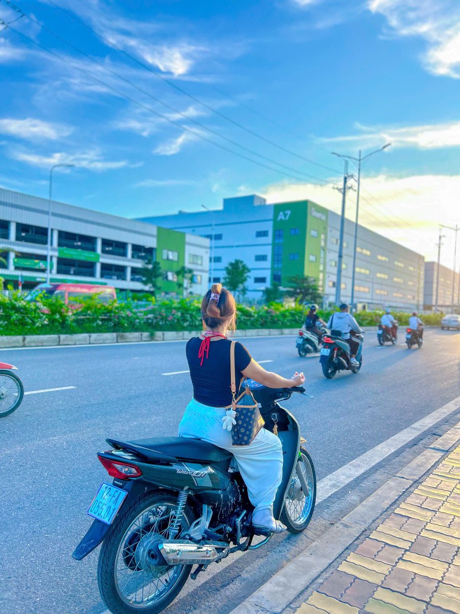 trin20563's tweet photo. Sét kèo ladyboy bắc ninh
Bé nhận set kèo call 
Chát xx bao phê
Tàu nhanh tại bắc ninh❤️🦋 https://t.co/tZ1VM8yaPK